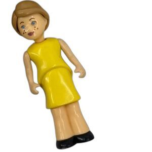 Little Tikes Dollhouse Mother / Woman Yellow Dress Light Brown hair VTG